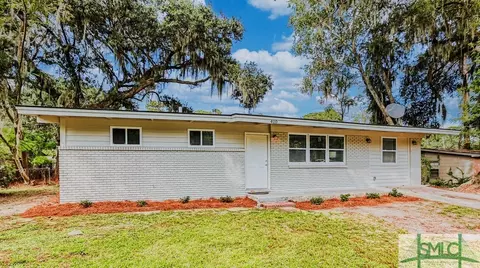 410 Delores Dr, Savannah, GA 31406