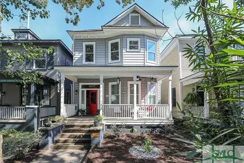 216 W 34th St, Savannah, GA 31401