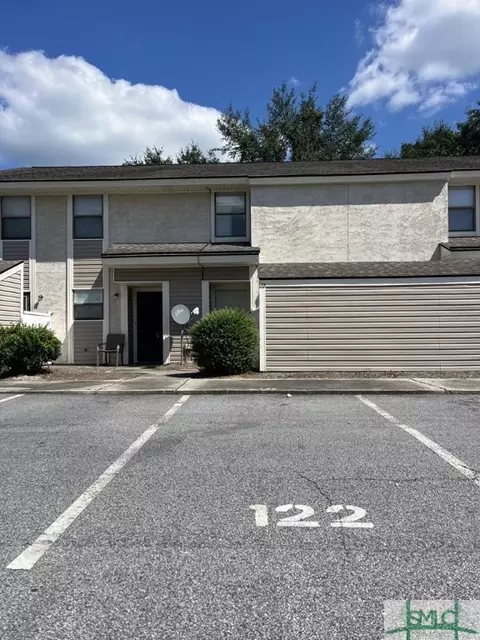 727 S Main St #122, Hinesville, GA 31313