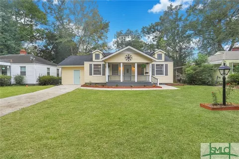 2411 E 39th St, Savannah, GA 31404