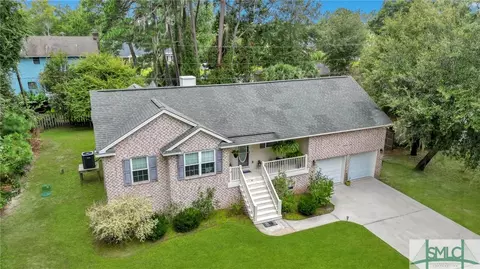 911 Debbie St, Savannah, GA 31410