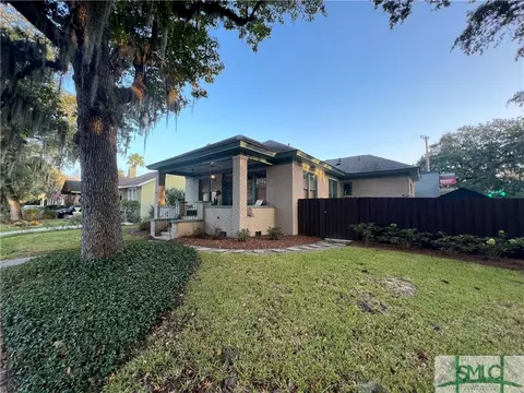 734 E 48th St, Savannah, GA 31405