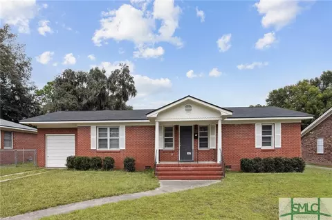 1452 E 42nd St, Savannah, GA 31404