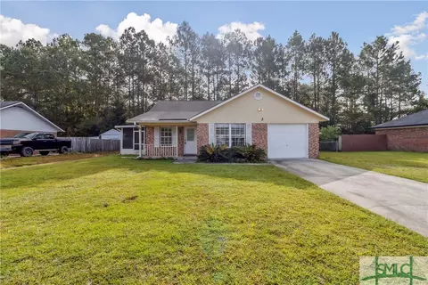 925 Poppleton Dr, Hinesville, GA 31313