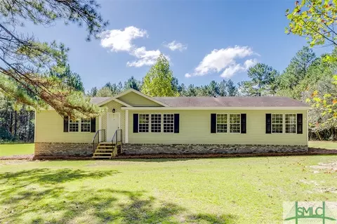 3790 Mosley Rd, Claxton, GA 30417