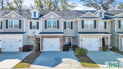 290 Cantle Dr, Richmond Hill, GA 31324