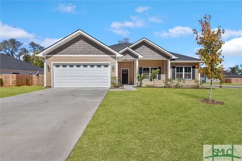 716 Meloney Dr, Hinesville, GA 31313