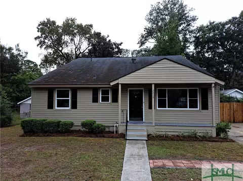 2213 E 60th St, Savannah, GA 31404