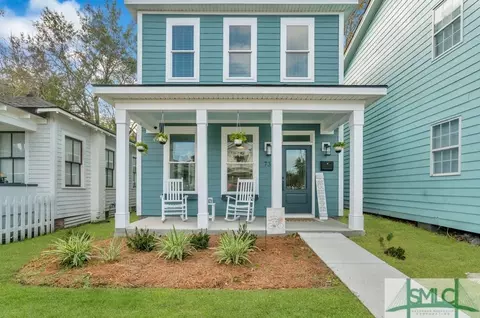 731 E Waldburg St, Savannah, GA 31401