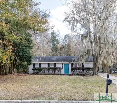 1737 Kings Way, Savannah, GA 31406