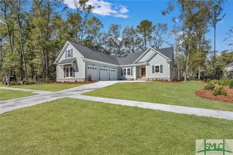 186 Cubbage Island Dr, Richmond Hill, GA 31324