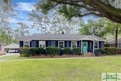 315 E Derenne Ave, Savannah, GA 31405