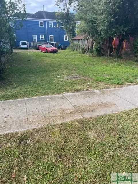 15 W 39th St, Savannah, GA 31401