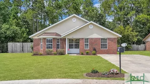 751 Melissa Dr, Hinesville, GA 31313