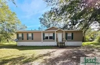 142 Mockingbird Rd, Hortense, GA 31543