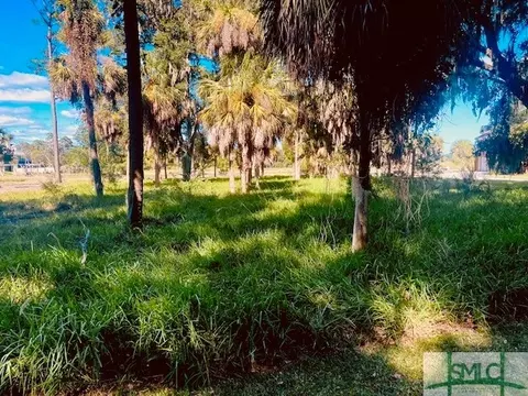24 Modena Island Dr, Savannah, GA 31411