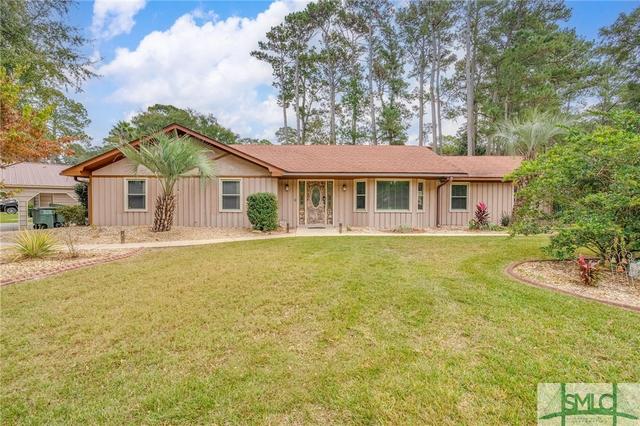 104 Quarterman Dr, Savannah, GA 31410