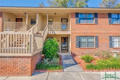 52 Colony Park Dr, Savannah, GA 31406