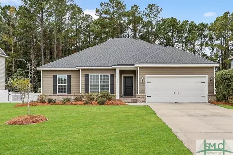 120 James Dr, Richmond Hill, GA 31324