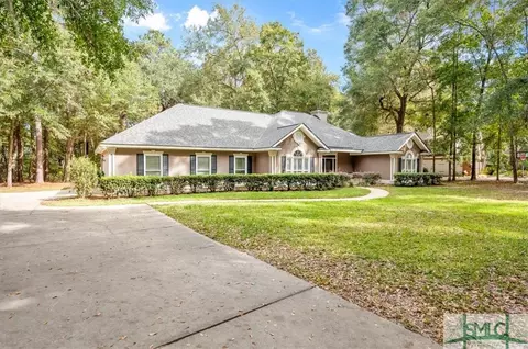 433 Mingarry Dr, Richmond Hill, GA 31324