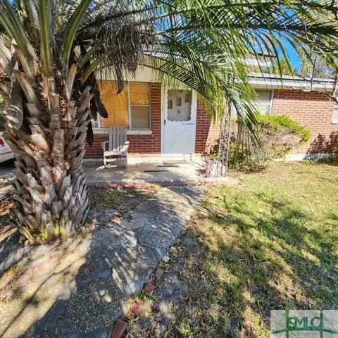 1822 Arcadian St, Savannah, GA 31405
