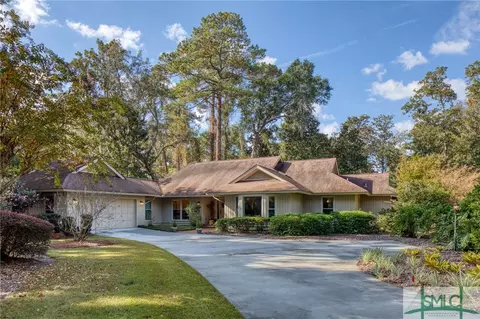 6 Tamarind Ln, Savannah, GA 31411