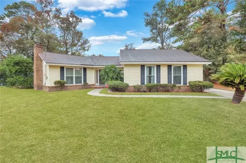 45 Lynn Dr, Garden City, GA 31408