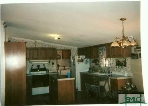 160 Sixth St, Guyton, GA 31312 photo 5