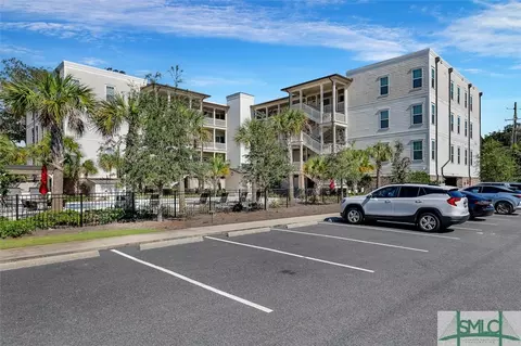 117 Gascoigne Ave #303, Saint Simons Island, GA 31522
