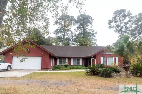 44 Lynn Ave, Garden City, GA 31408