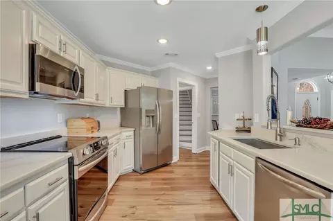 116 Laurens Ln, Savannah, GA 31419 photo 8