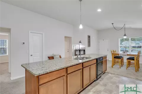 2 Honeysuckle Ct, Guyton, GA 31312 photo 7