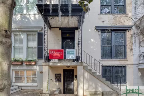 118 E Jones St, Savannah, GA 31401