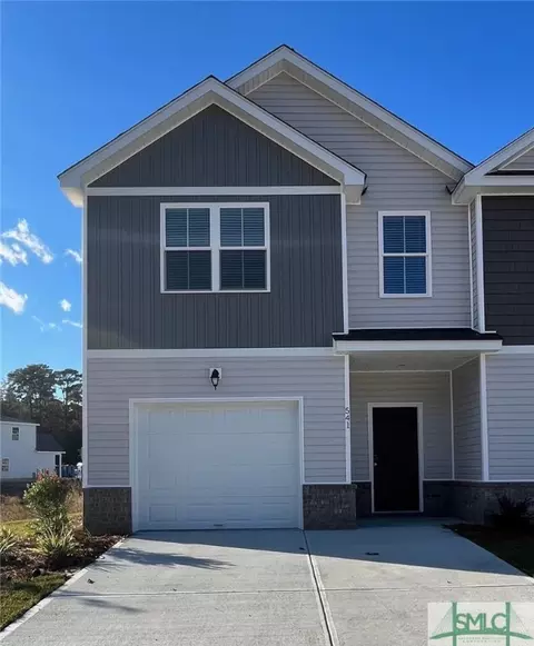 541 Governor Treutlen Cir, Pooler, GA 31322
