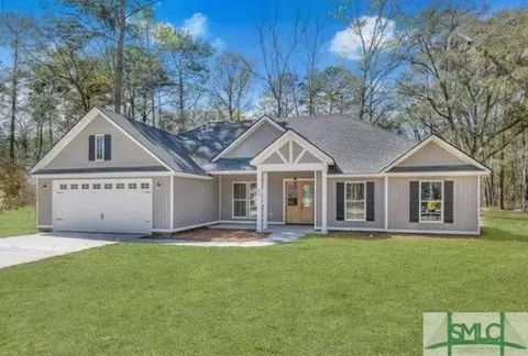 89 Windy Oaks Ct, Midway, GA 31320