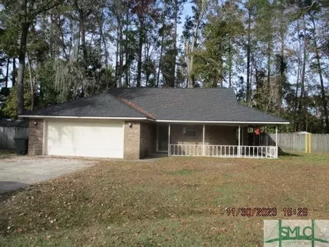 412 Wood Dale Dr, Hinesville, GA 31313