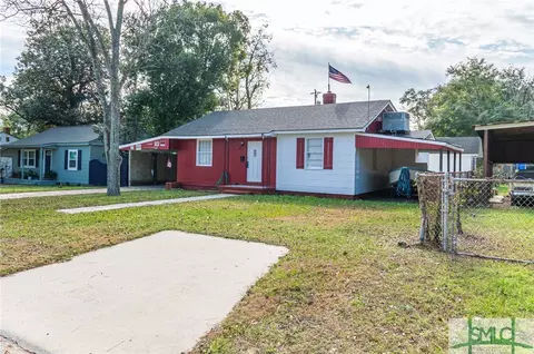 2113 Hawthorne St, Savannah, GA 31404