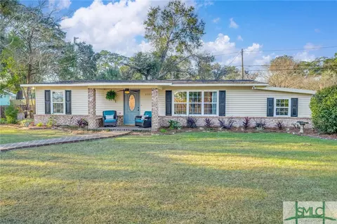 3305 Owens St, Savannah, GA 31404