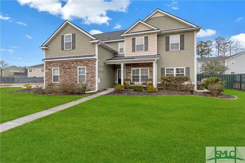 180 Sail Maker Ln, Richmond Hill, GA 31324