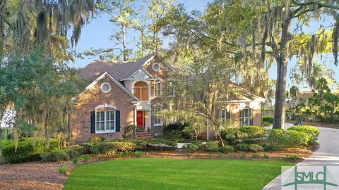 1 Bartow Point Dr, Savannah, GA 31404