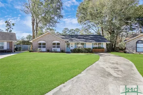 23 Oxford Ct, Savannah, GA 31419