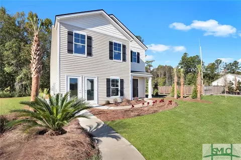 446 Coconut Dr, Bloomingdale, GA 31302