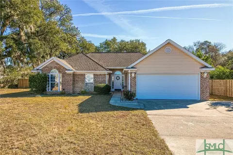 302 Pine St, Bloomingdale, GA 31302
