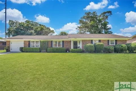 8315 Meadowbrook Rd, Savannah, GA 31406