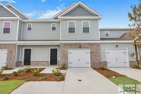 553 Governor Treutlen Cir #110, Pooler, GA 31322