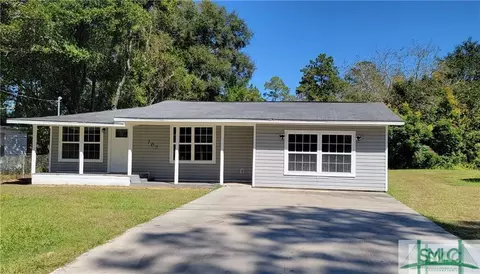 707 Community Dr, Waycross, GA 31501