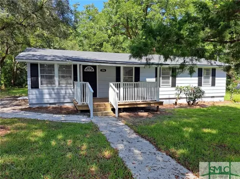 256 Benton Rd, Pembroke, GA 31321