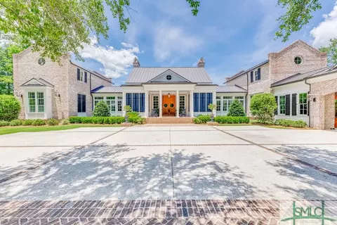 354 Myrtle Grove Ln, Richmond Hill, GA 31324