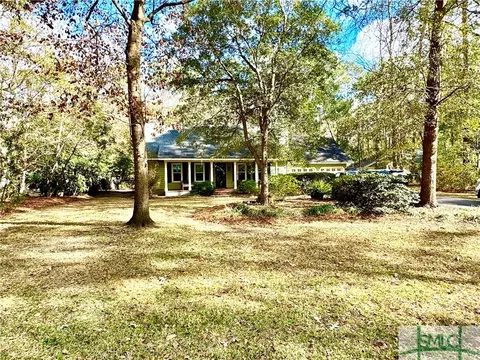 68 Tivoli Marsh Rd, Richmond Hill, GA 31324
