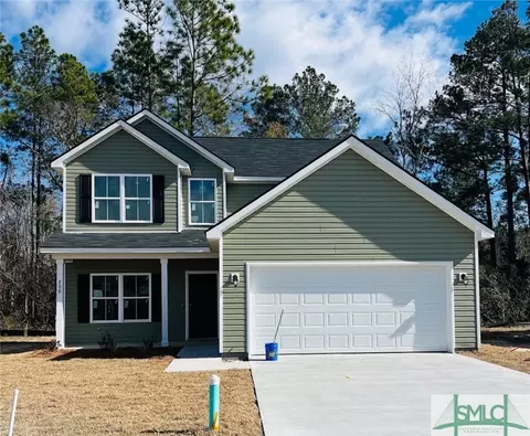 708 Mill Creek Cir, Hinesville, GA 31313